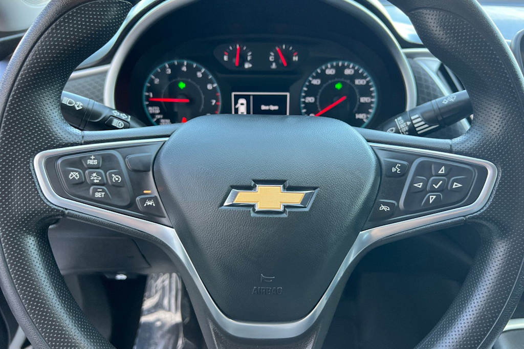 Thumbnail: 2023 Chevrolet Malibu - 29