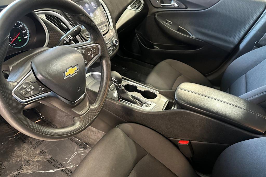 Thumbnail: 2024 Chevrolet Malibu - 9