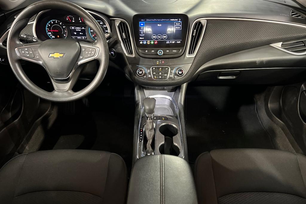 Thumbnail: 2025 Chevrolet Malibu - 2