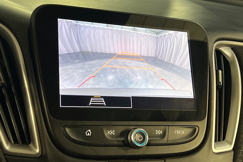 Thumbnail: 2025 Chevrolet Malibu - 24