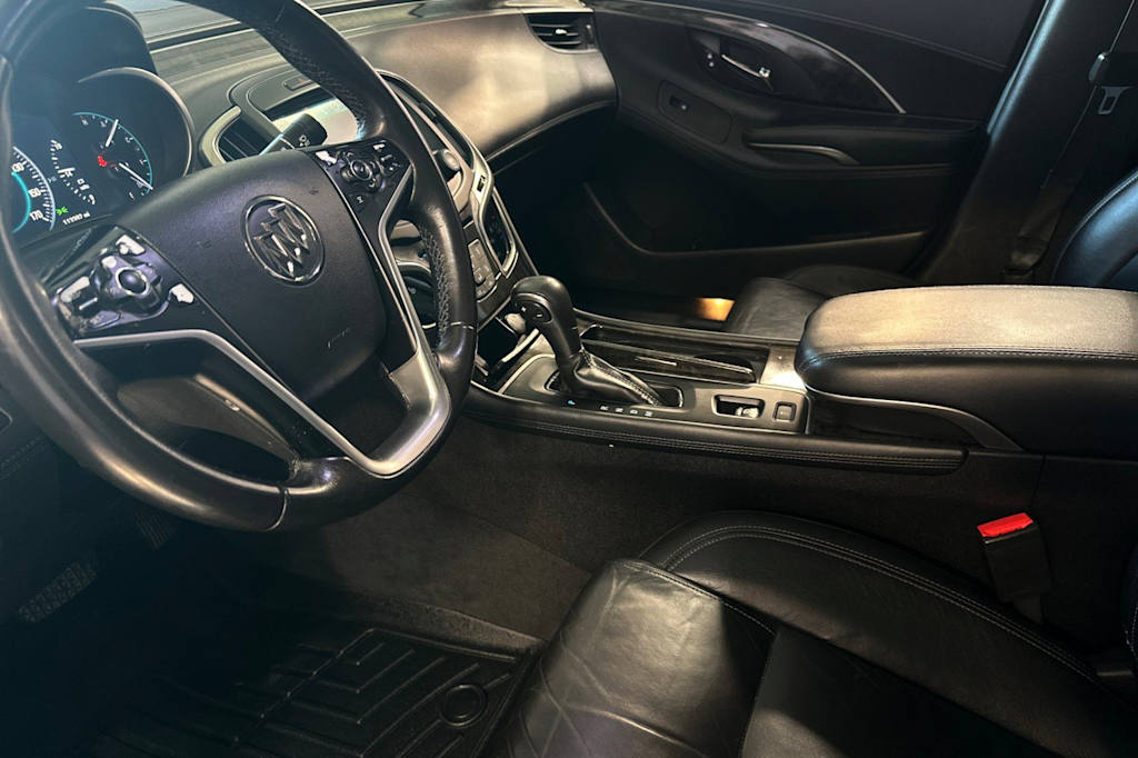 Thumbnail: 2015 Buick LaCrosse - 9