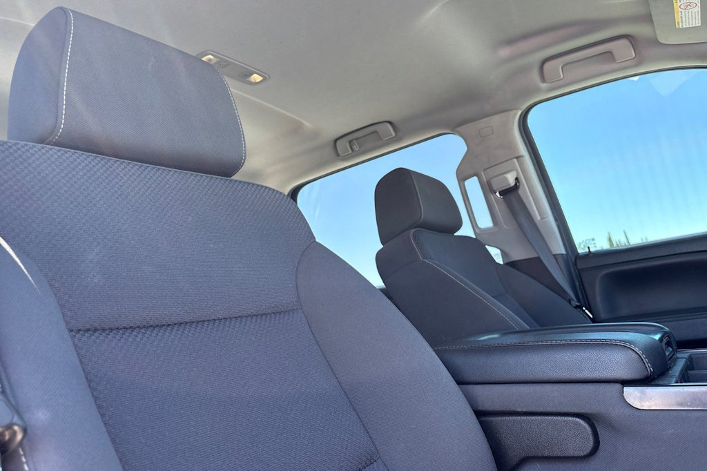 Thumbnail: 2018 Chevrolet Silverado 2500 - 10