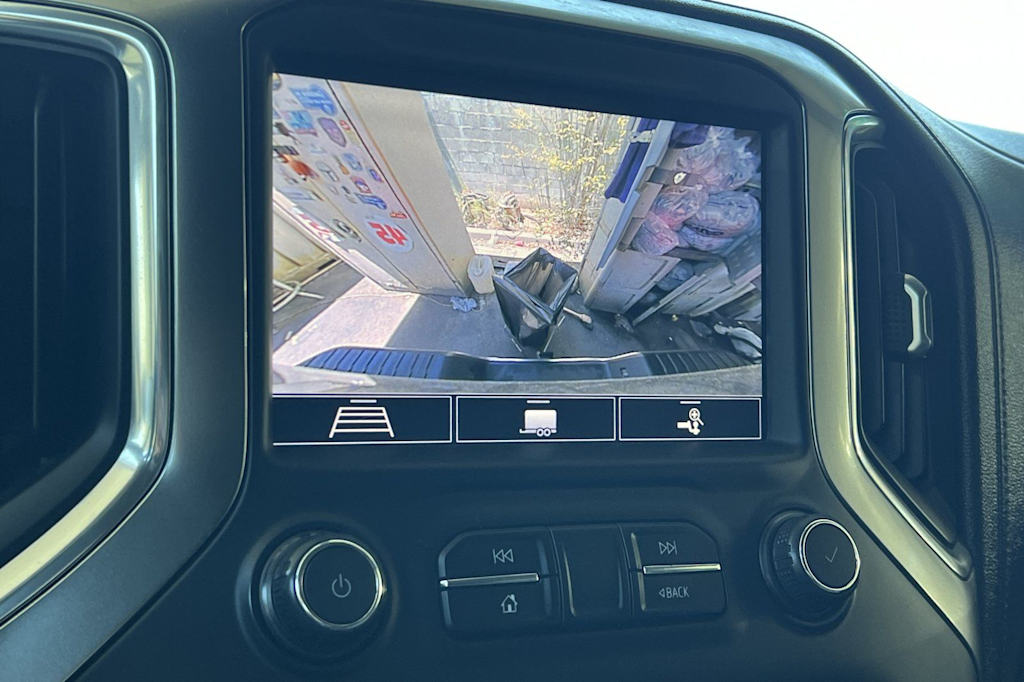 Thumbnail: 2020 Chevrolet Silverado 2500 - 25