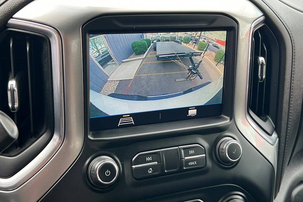 Thumbnail: 2022 Chevrolet Silverado 2500 - 25