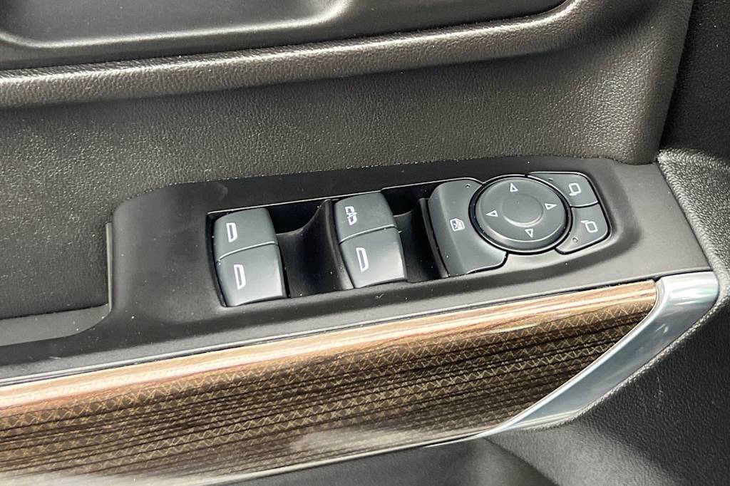 Thumbnail: 2022 Chevrolet Silverado 2500 - 22