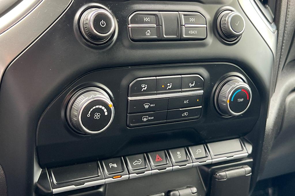 Thumbnail: 2022 Chevrolet Silverado 2500 - 26