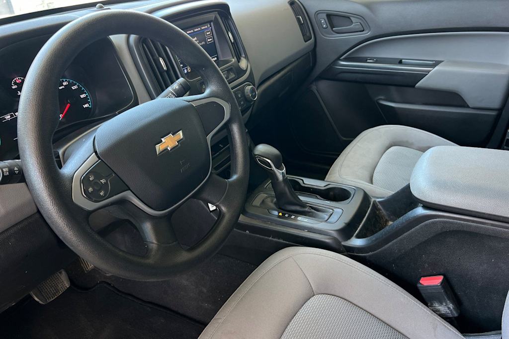 Thumbnail: 2022 Chevrolet Colorado - 9