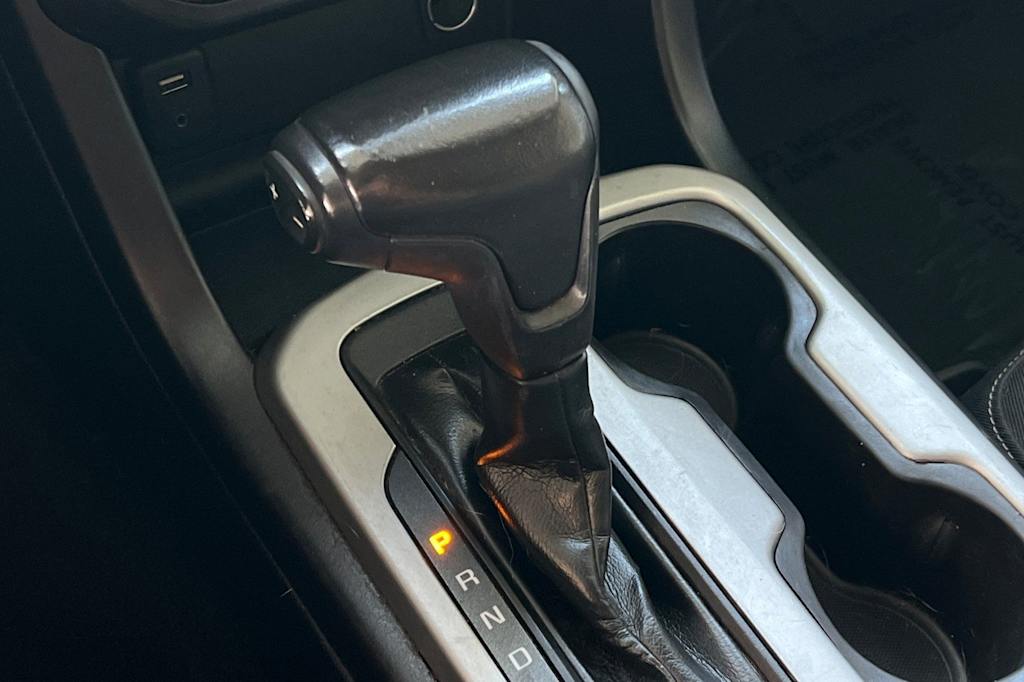 Thumbnail: 2018 Chevrolet Colorado - 15