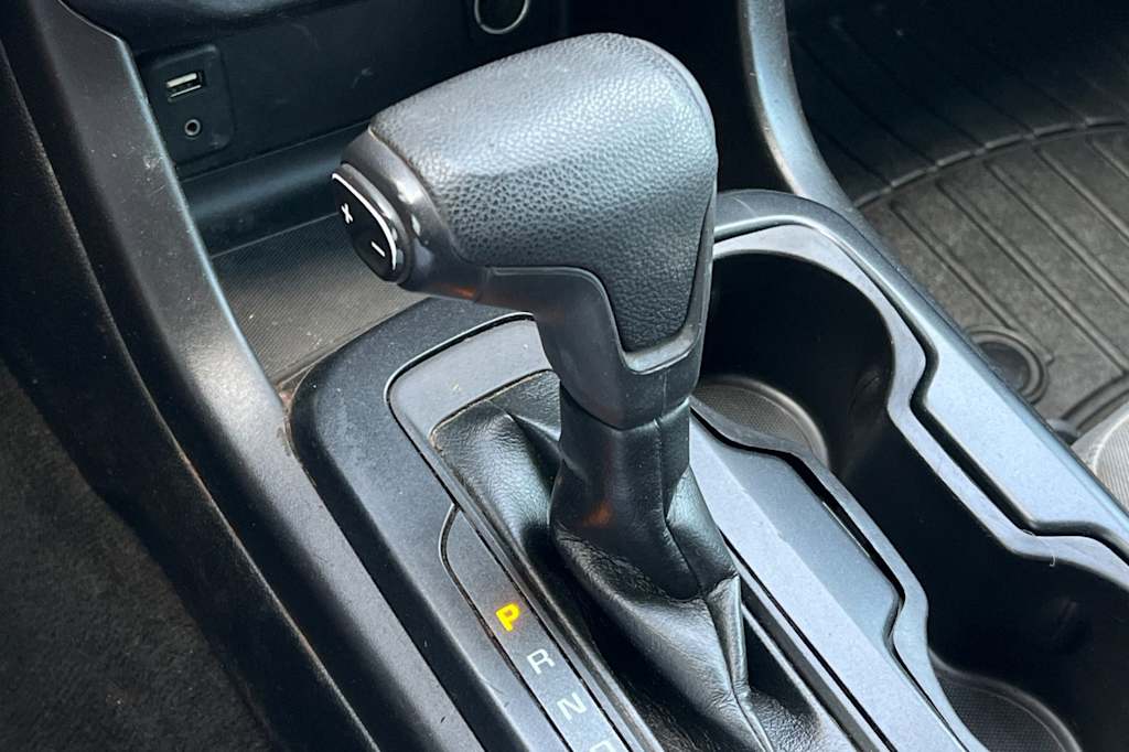 Thumbnail: 2017 Chevrolet Colorado - 15