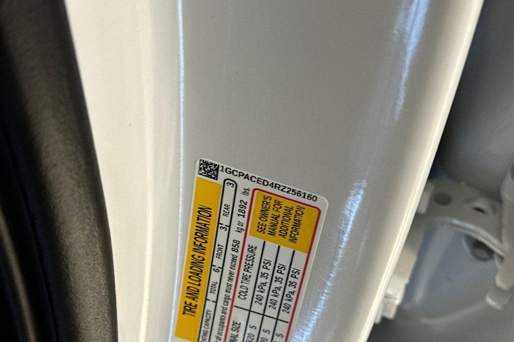 Thumbnail: 2024 Chevrolet Silverado 1500 - 17