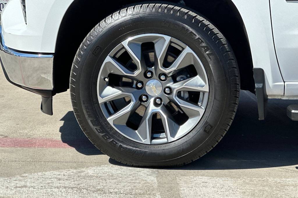 Thumbnail: 2024 Chevrolet Silverado 1500 - 8