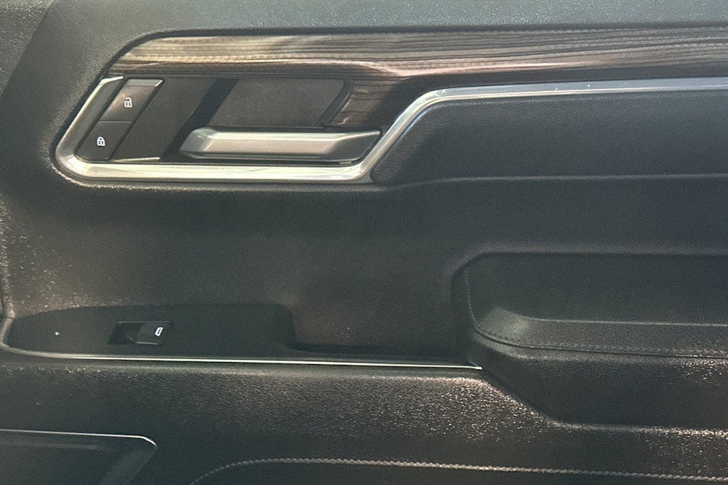 Thumbnail: 2024 Chevrolet Silverado 1500 - 24