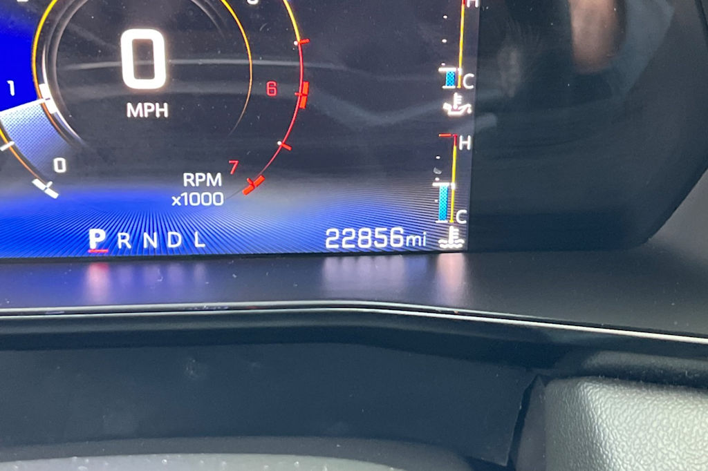 Thumbnail: 2023 Chevrolet Colorado - 16