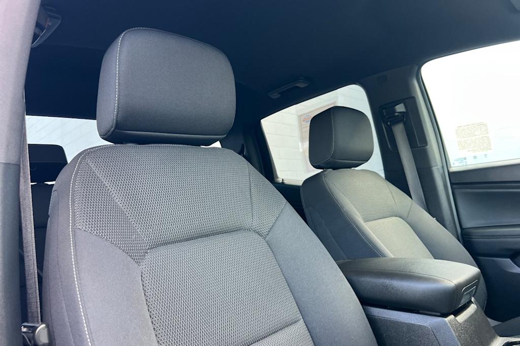 Thumbnail: 2023 Chevrolet Colorado - 10