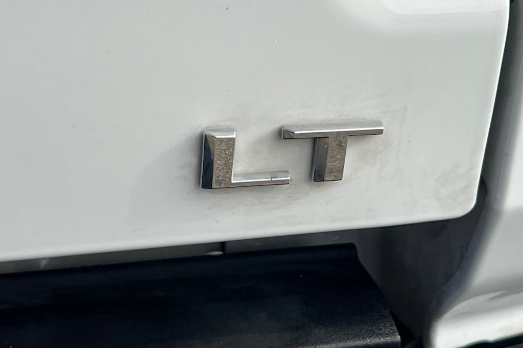 Thumbnail: 2023 Chevrolet Colorado - 7