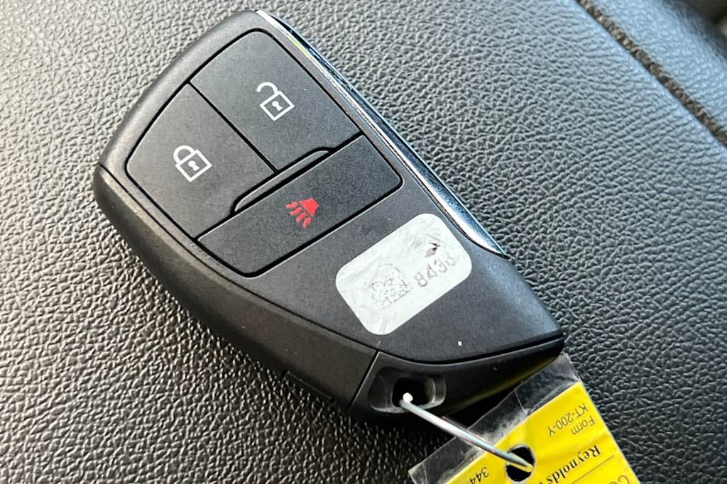 Thumbnail: 2023 Chevrolet Colorado - 17