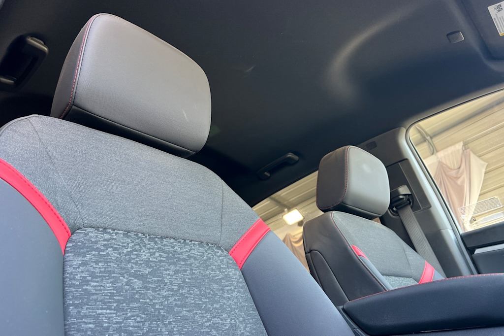 Thumbnail: 2024 Chevrolet Colorado - 25