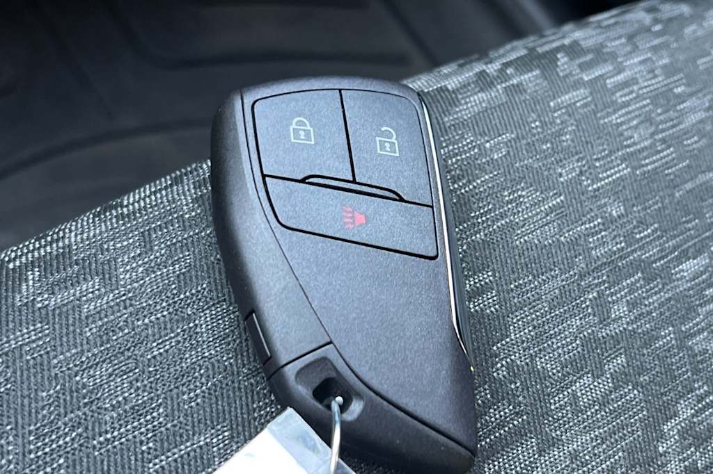 Thumbnail: 2024 Chevrolet Colorado - 17