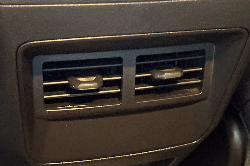 Thumbnail: 2024 Chevrolet Colorado - 24