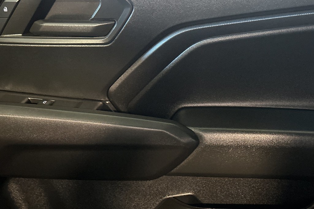 Thumbnail: 2024 Chevrolet Colorado - 25