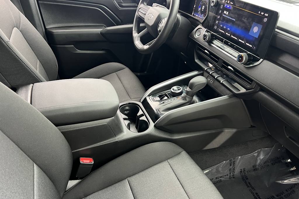 Thumbnail: 2023 Chevrolet Colorado - 12