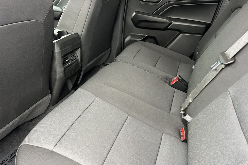 Thumbnail: 2023 Chevrolet Colorado - 10