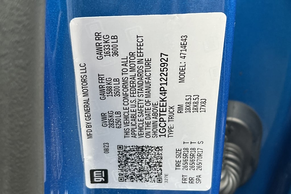 Thumbnail: 2023 Chevrolet Colorado - 17