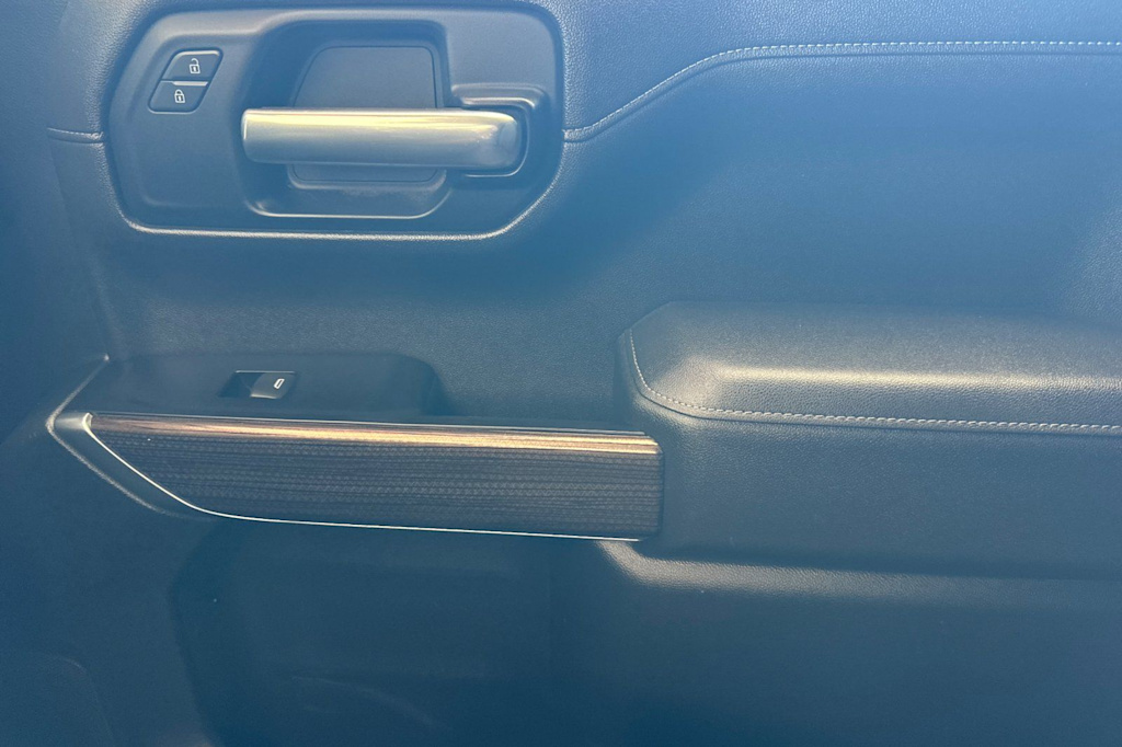 Thumbnail: 2019 Chevrolet Silverado 1500 - 23