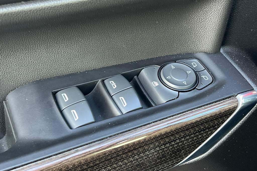 Thumbnail: 2022 Chevrolet Silverado 1500 - 22