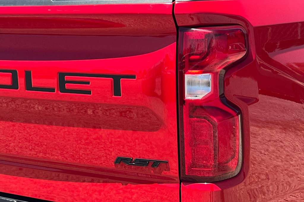 Thumbnail: 2021 Chevrolet Silverado 1500 - 20