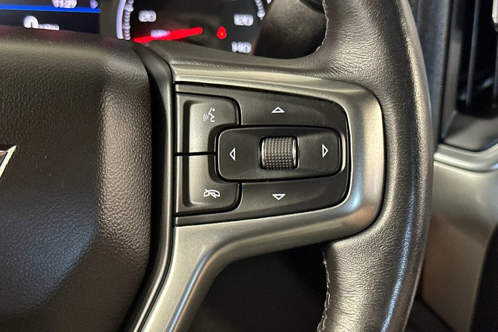 Thumbnail: 2021 Chevrolet Silverado 1500 - 30