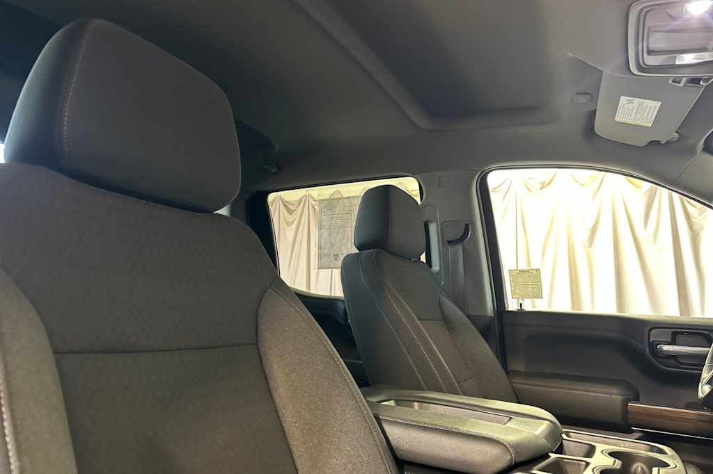 Thumbnail: 2021 Chevrolet Silverado 1500 - 9