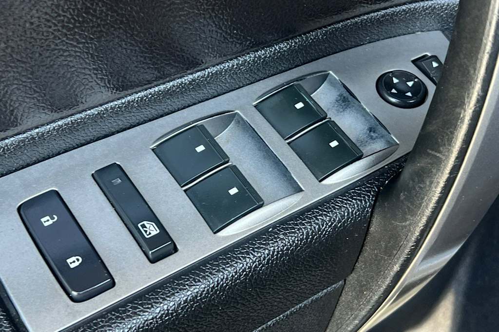 Thumbnail: 2013 Chevrolet Silverado 1500 - 21