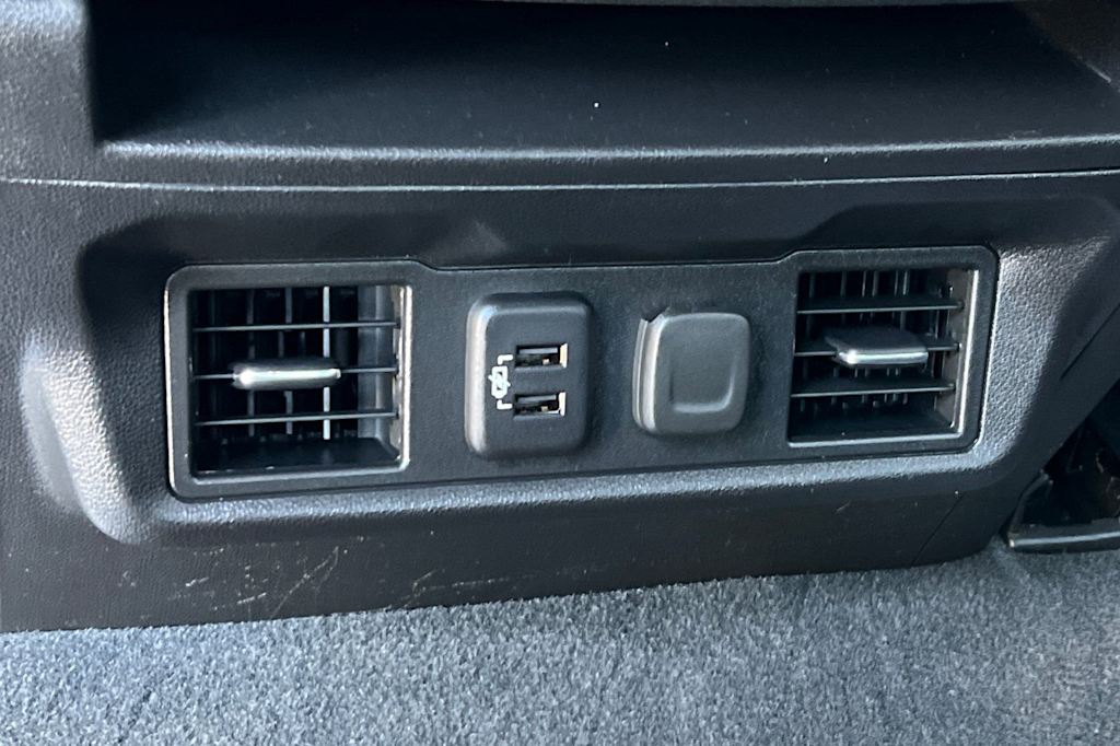 Thumbnail: 2021 Chevrolet Silverado 1500 - 22