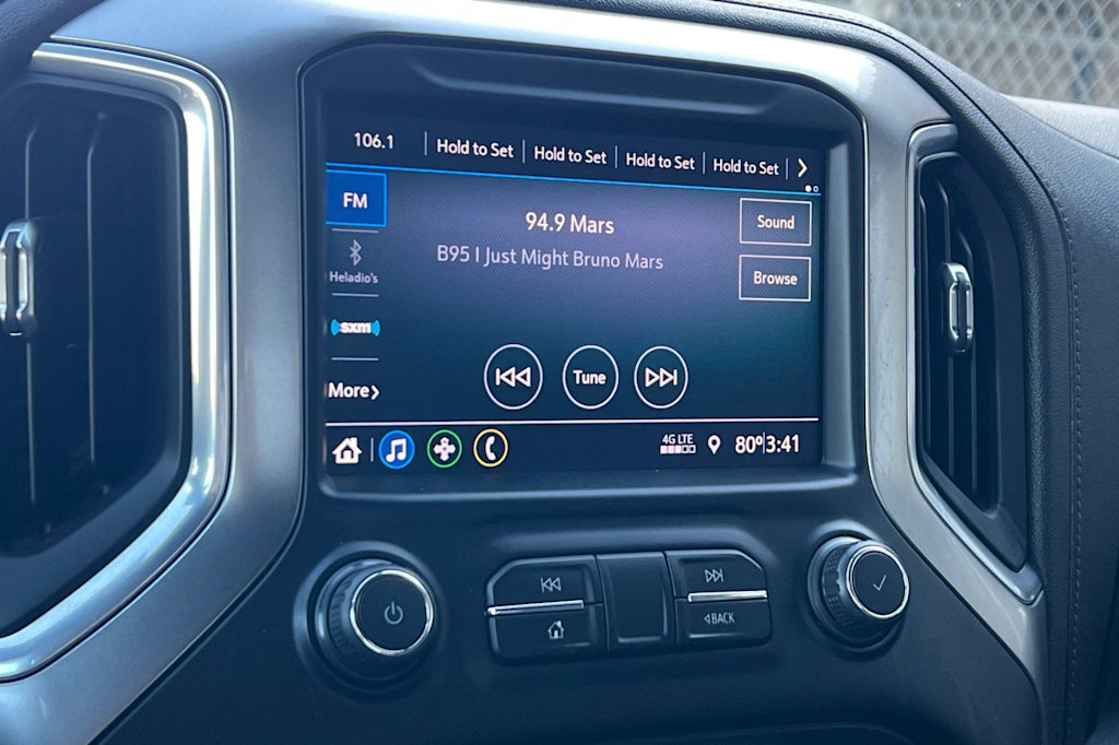 Thumbnail: 2021 Chevrolet Silverado 1500 - 13