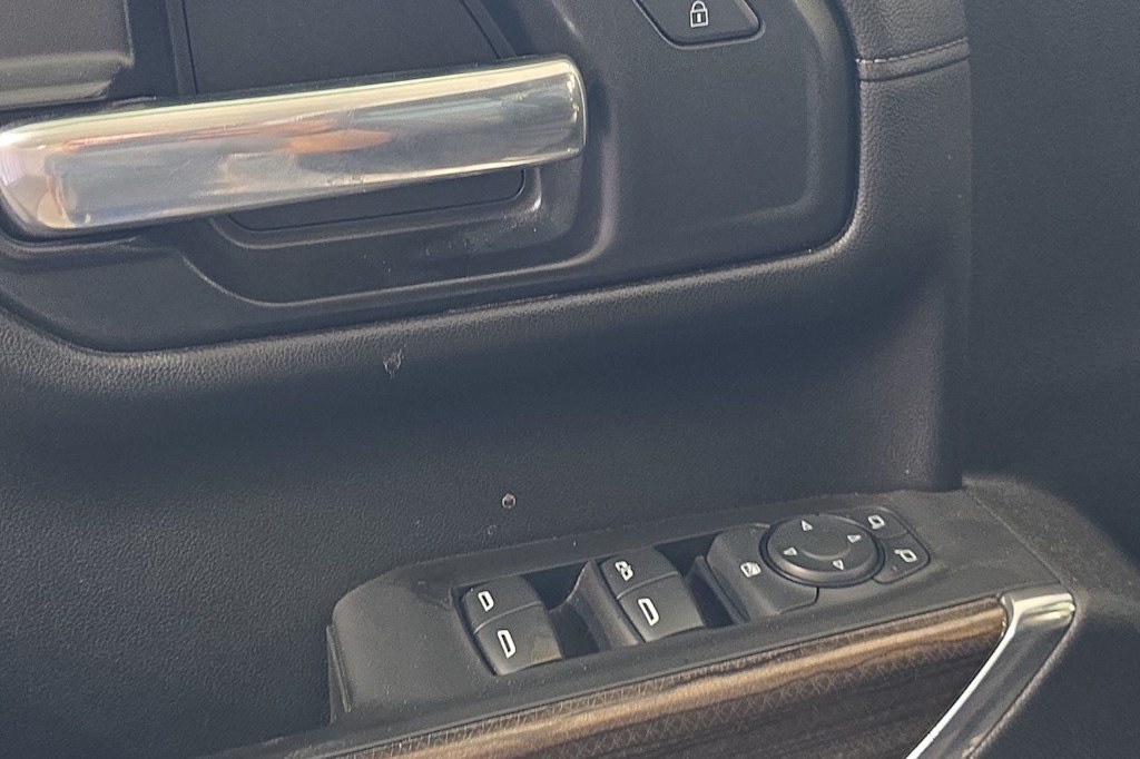 Thumbnail: 2021 Chevrolet Silverado 1500 - 20