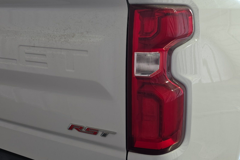 Thumbnail: 2021 Chevrolet Silverado 1500 - 19