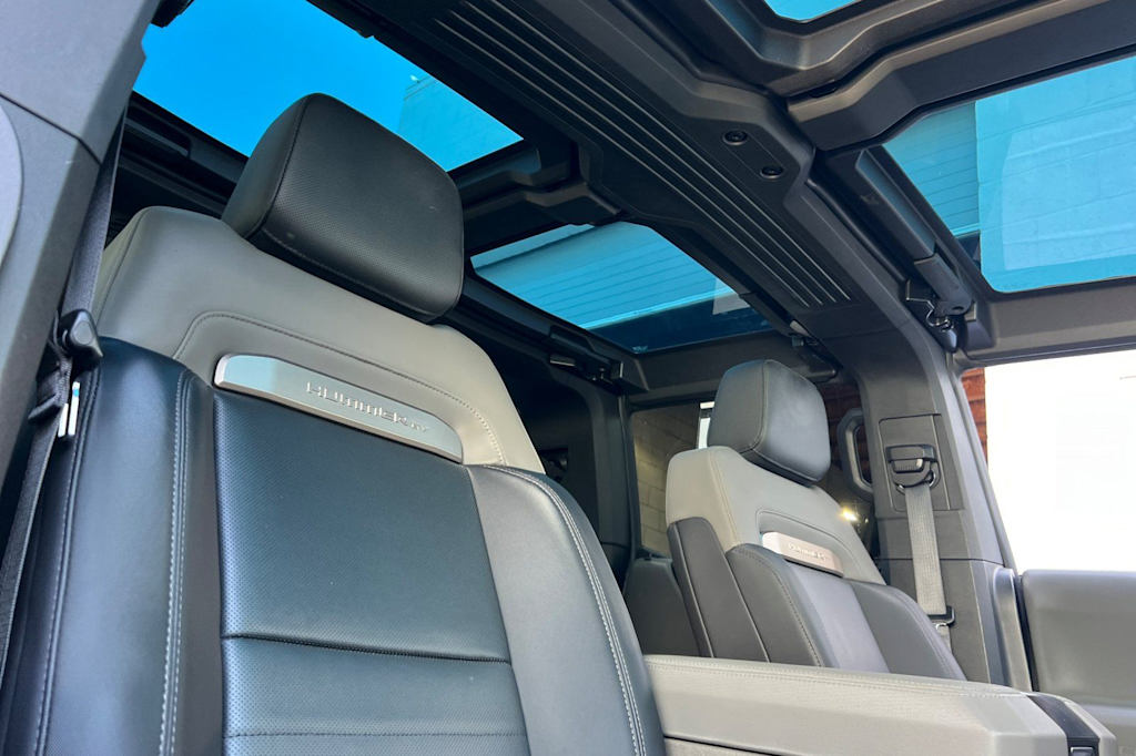 Thumbnail: 2024 GMC Hummer EV - 11