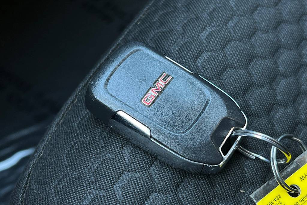 Thumbnail: 2018 GMC Acadia - 18