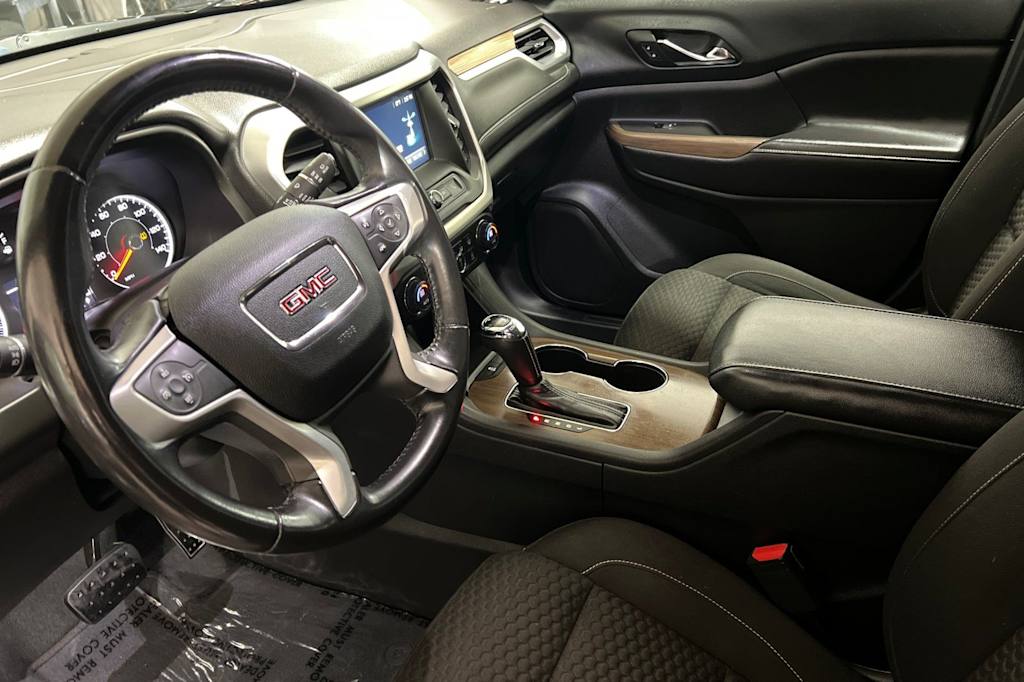 Thumbnail: 2018 GMC Acadia - 9
