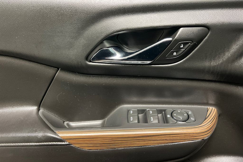 Thumbnail: 2018 GMC Acadia - 23