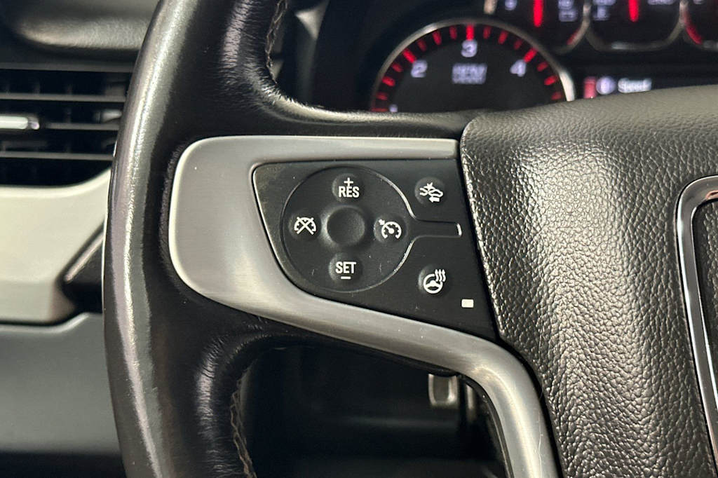 Thumbnail: 2016 GMC Yukon - 33