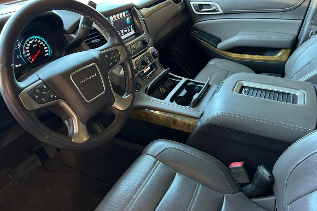 Thumbnail: 2017 GMC Yukon - 9