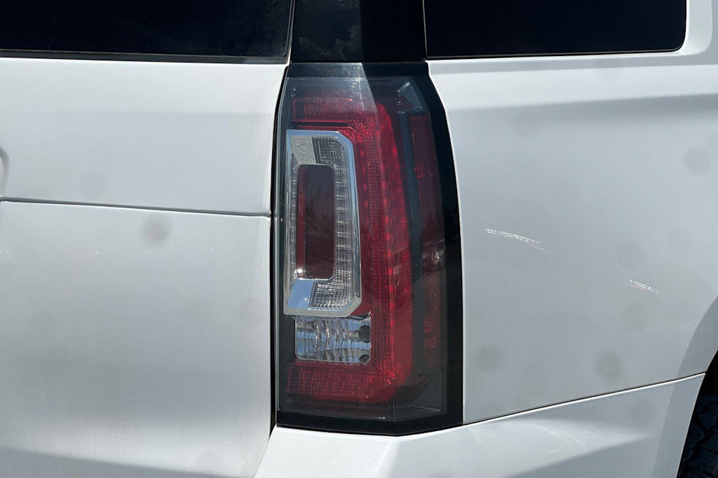 Thumbnail: 2018 GMC Yukon - 36