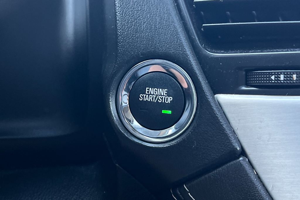 Thumbnail: 2019 GMC Yukon XL - 30