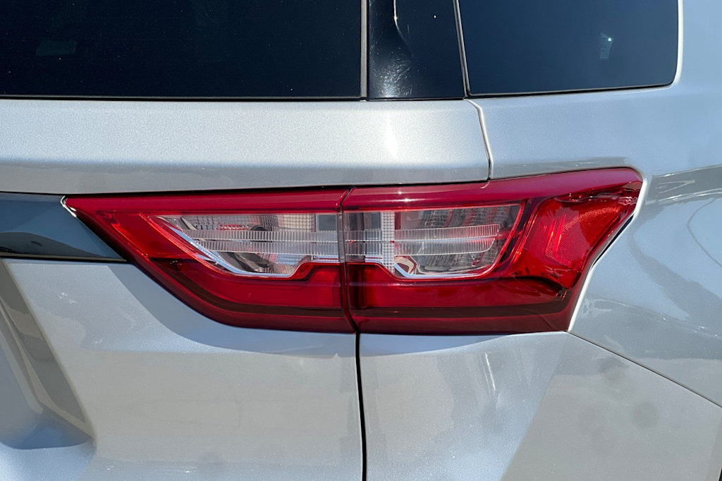Thumbnail: 2020 Chevrolet Traverse - 39