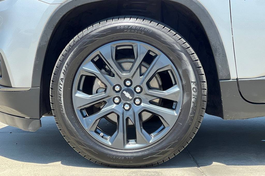 Thumbnail: 2020 Chevrolet Traverse - 8