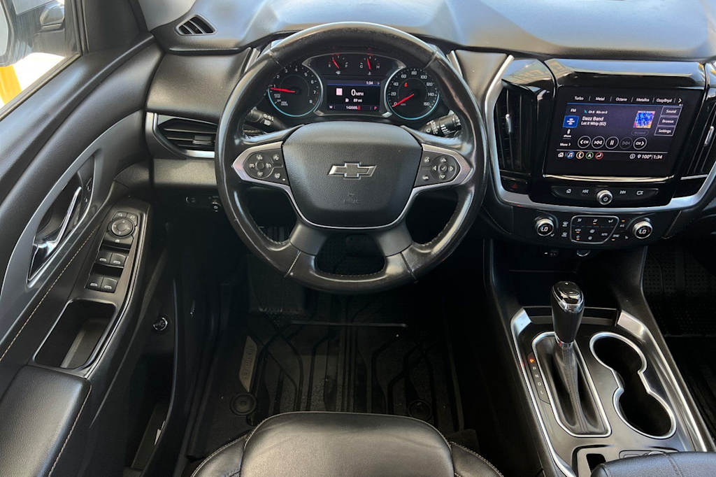 Thumbnail: 2020 Chevrolet Traverse - 12