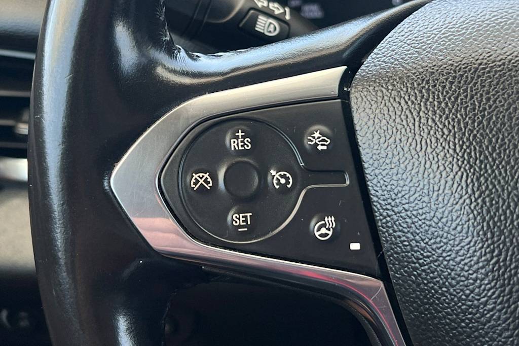 Thumbnail: 2020 Chevrolet Traverse - 35
