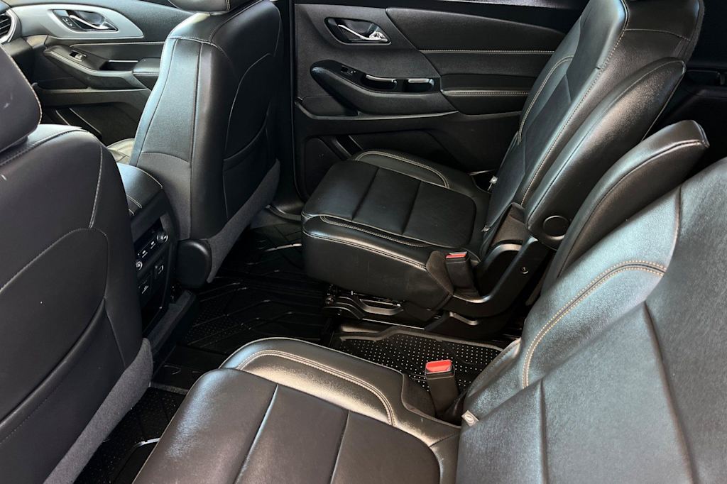 Thumbnail: 2020 Chevrolet Traverse - 11